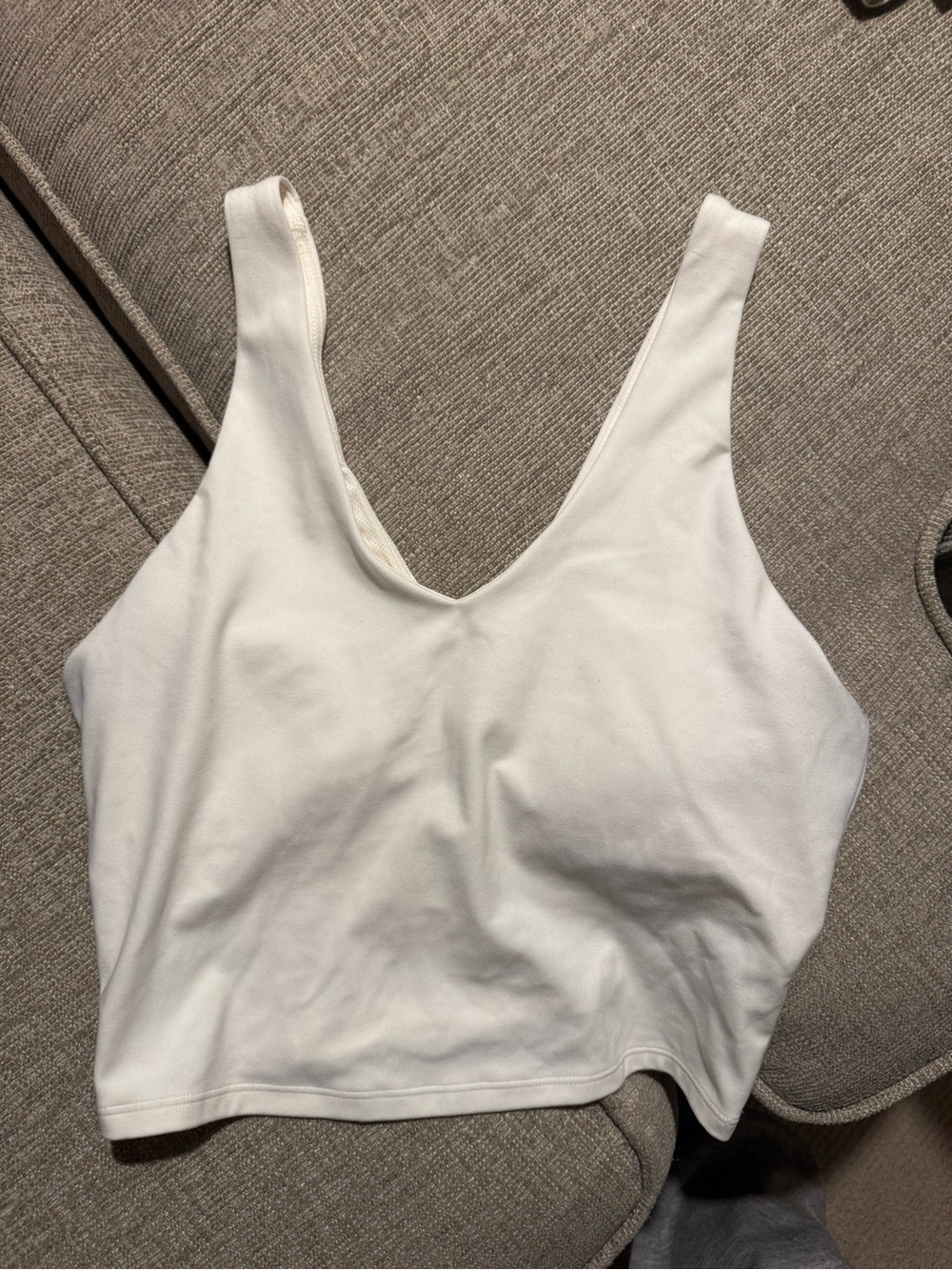 Women’s Medium Cream V-Neck Crop Tank Top Built in Bra